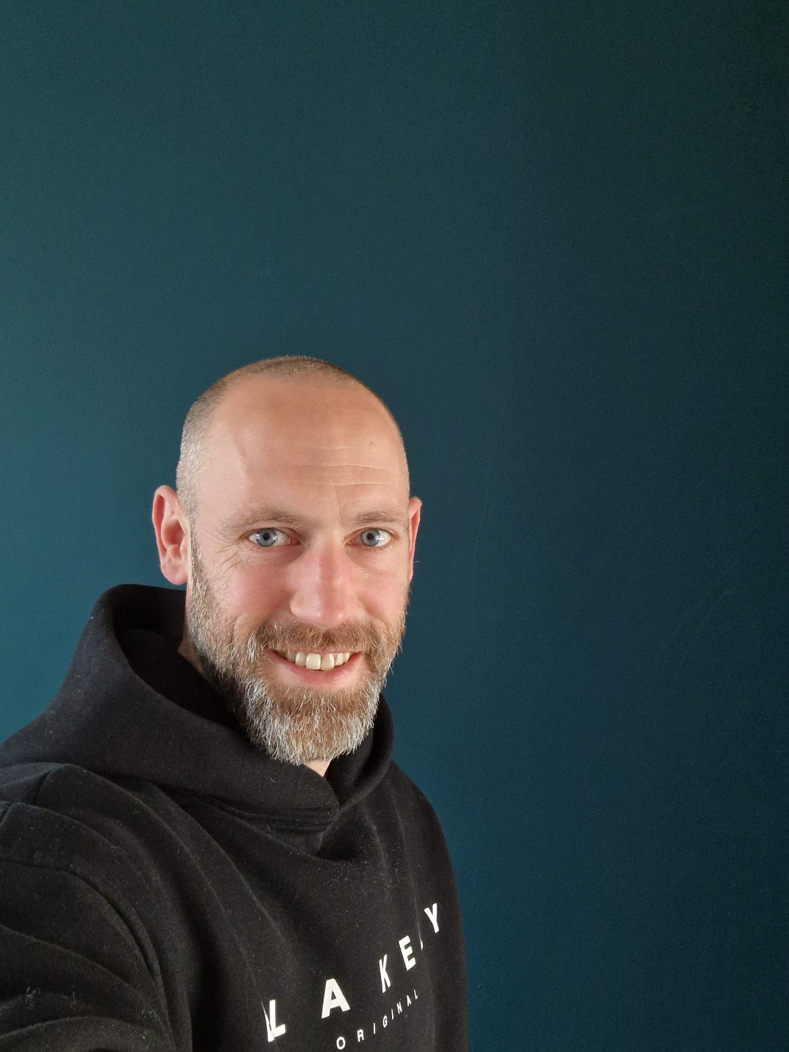 Portretfoto van de oprichter van Bolt Online